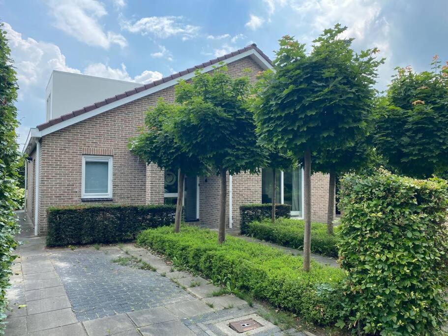 Big Family Villa 12P Big Garden With Bathtub And Jacuzzi Zeewolde Exterior foto